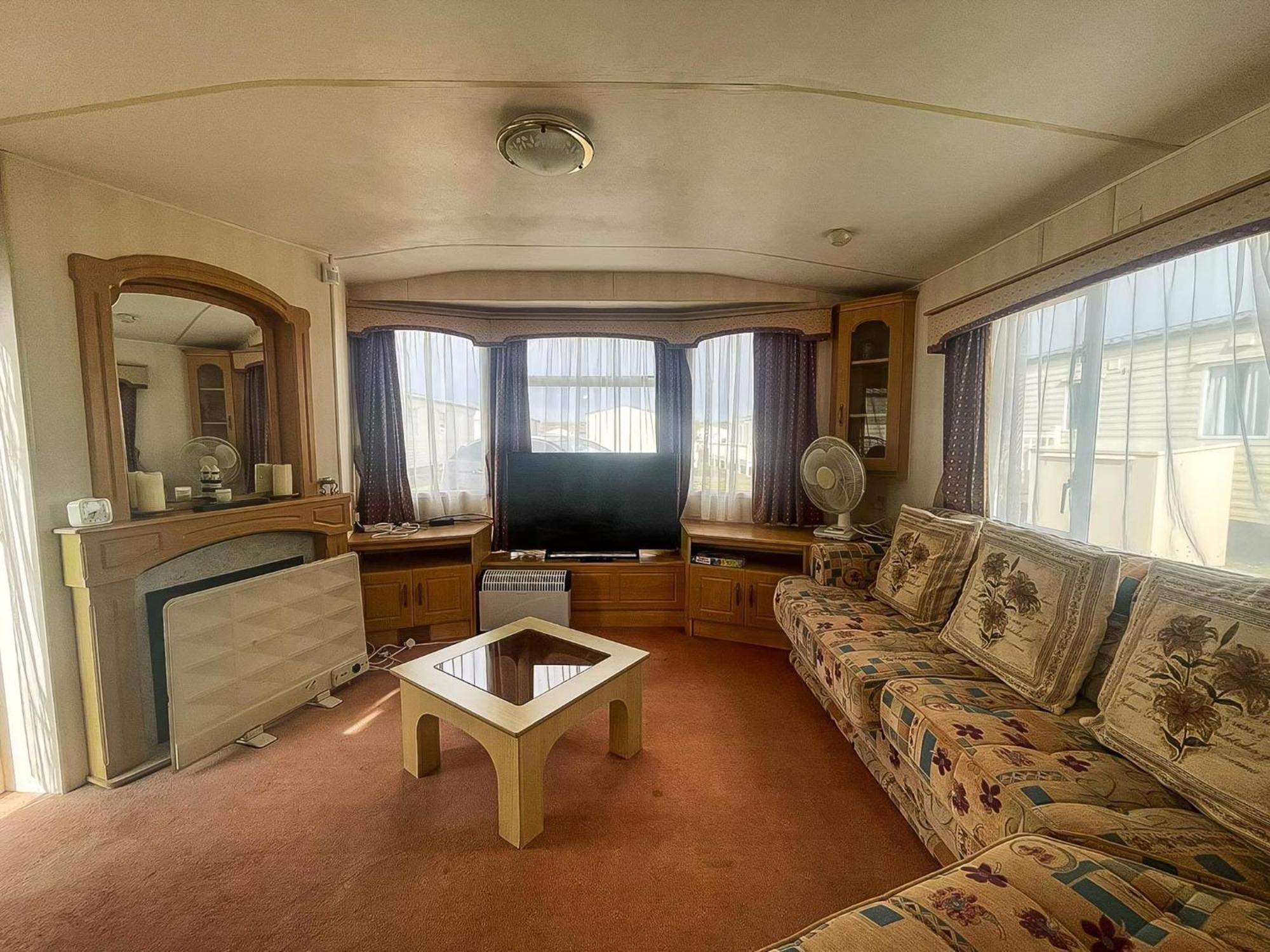 6 Berth Caravan With Decking Nearby Heacham Beach In Norfolk Ref 21047A Hotel Exterior foto